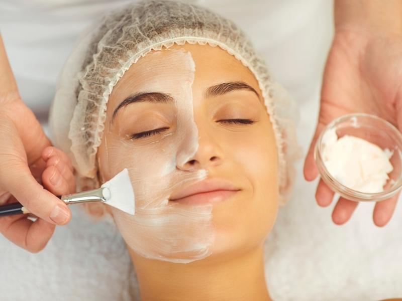 Hidratação facial — imagem 1 de 3