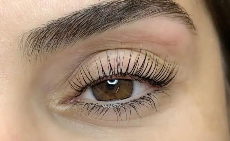Lash lifting — imagem 3 de 3